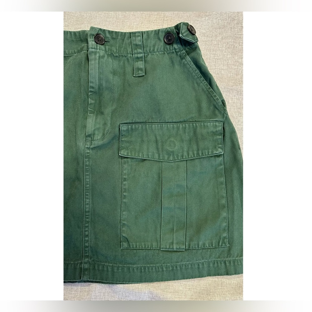 Universal Thread Skirt - Picture 4 of 10